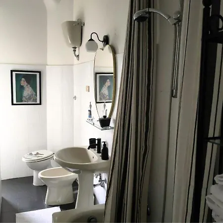 Al Pigneto - 5 Minutes From Metro Apartment Rome